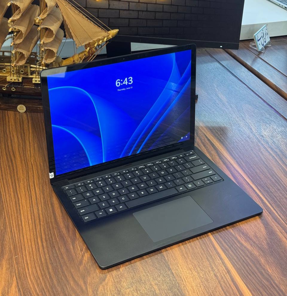 سرفیس لپ تاپ 5 | Microsoft Surface Laptop 5 | Core i5 | رم 16GB | SSD 256GB | صفحه نمایش لمسی 13.5 اینچ 2K